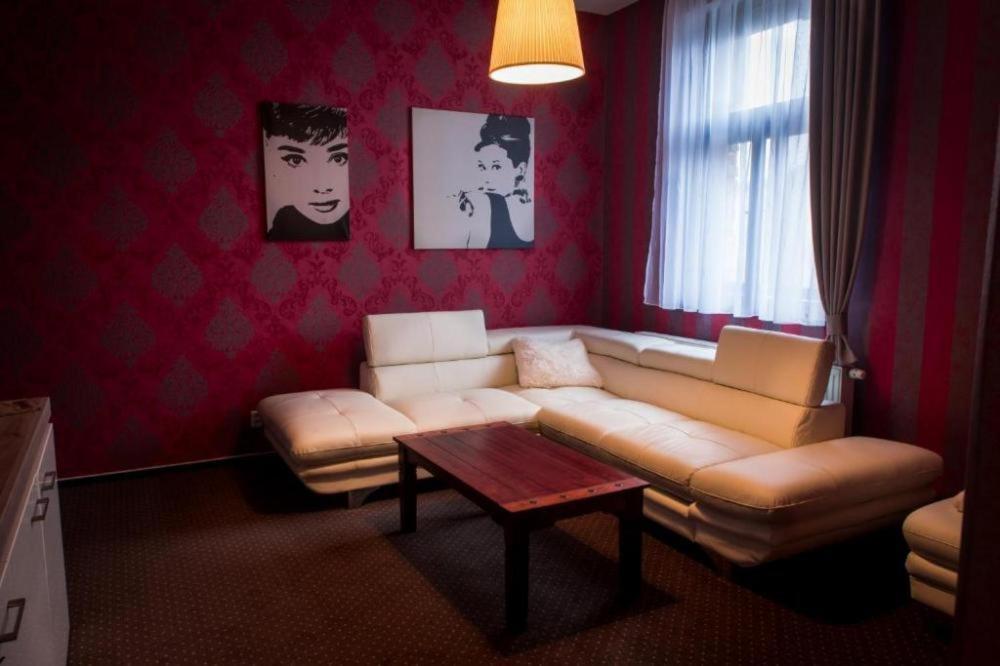 Restaurace Stara Lipa Hotel Česká Lípa Buitenkant foto