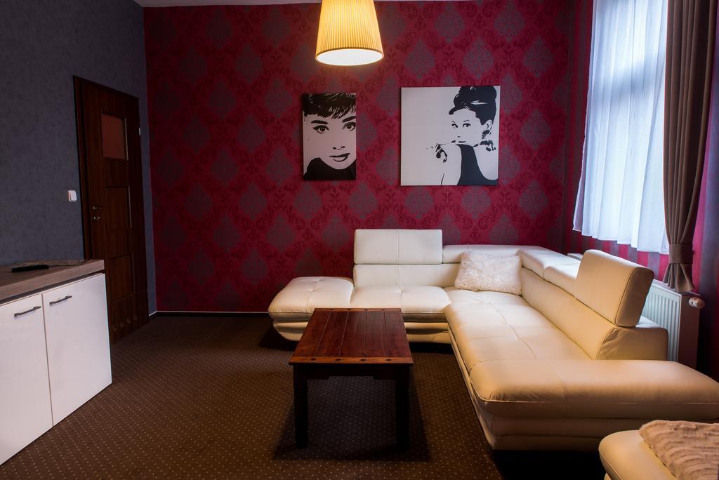 Restaurace Stara Lipa Hotel Česká Lípa Buitenkant foto